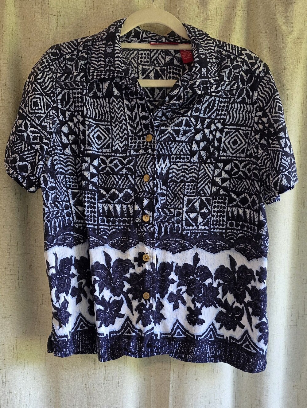 Gloria Vanderbilt Navy and White Batik Print Short-Sleeve Button Front Shirt